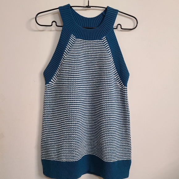 Ann Taylor Loft Tops - Ann Taylor Loft Knit Tank Cut Out Shoulders Summer